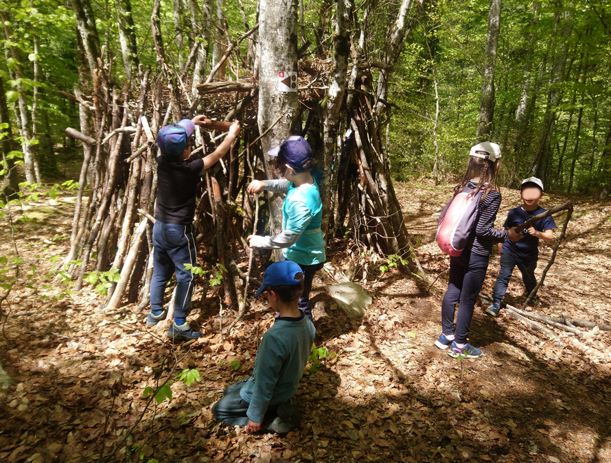 Jouer dans la Nature Animation de De Nature Curieuse